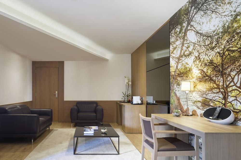 Pure Salt Garonda - Adults Only Hotel Плая де Палма Екстериор снимка Office